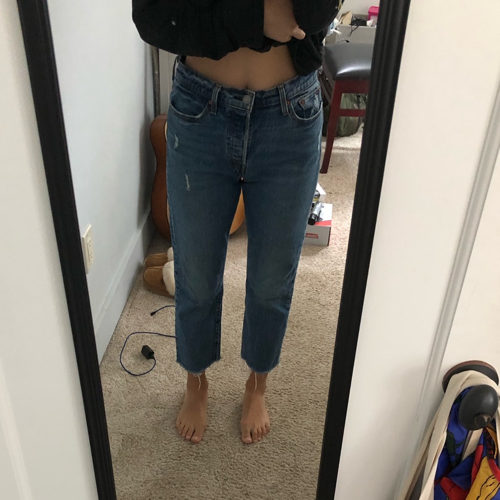 Levi’s Mid-Rise Straight Leg Jean